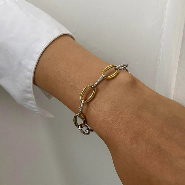 Interlace Charm