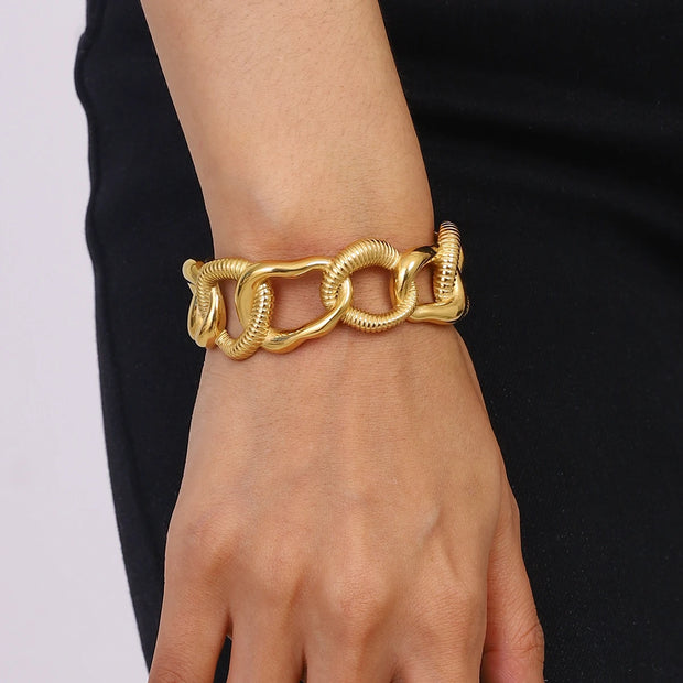 Luxe Link Cuff