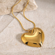 Minimalist Heart Pendant Necklace