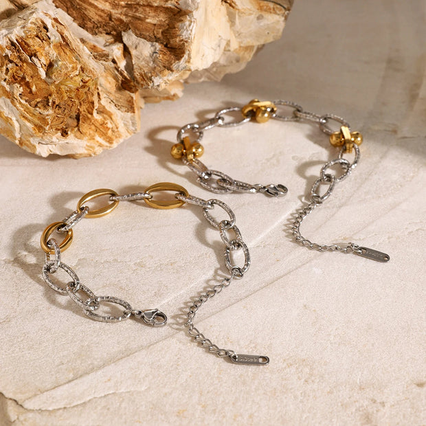 Interlace Charm