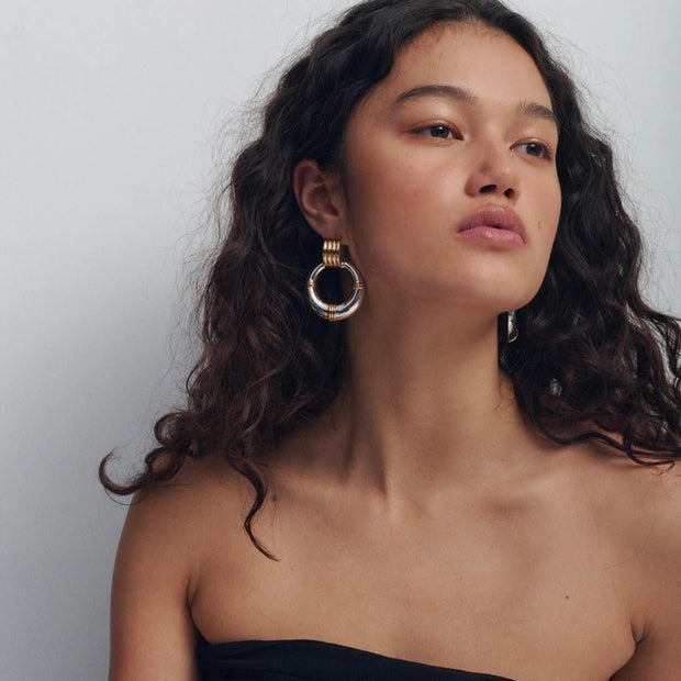 Bold Ribbed Circular Hoops