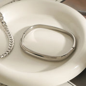 Silver Minimalist Bangle