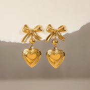 Amour Bow Locket