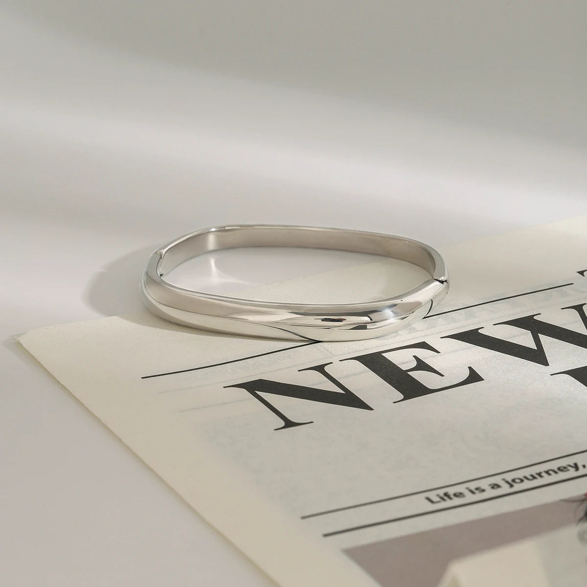 Silver Minimalist Bangle