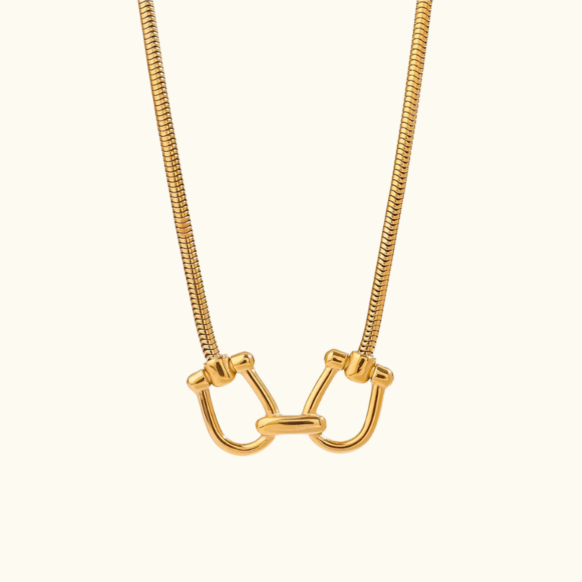 Vera Knot Necklace