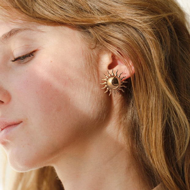 Timeless Pearl earring